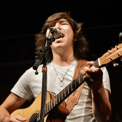 Wyatt Flores
